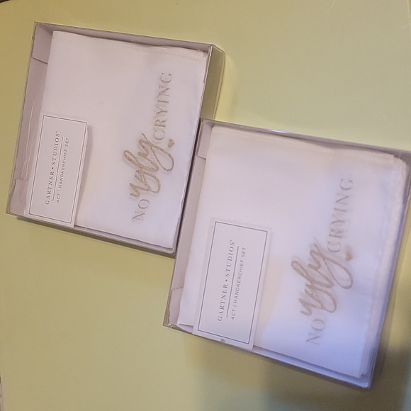 Gartner Studios- No ugly crying handkerchiefs - Picture 2 of 5